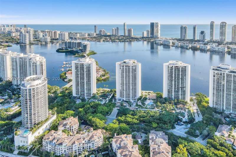 2 bedroom Condominium at 3000 Island Blvd 1106, 3000 Isl Blvd Williams Is, Aventura — photo 1