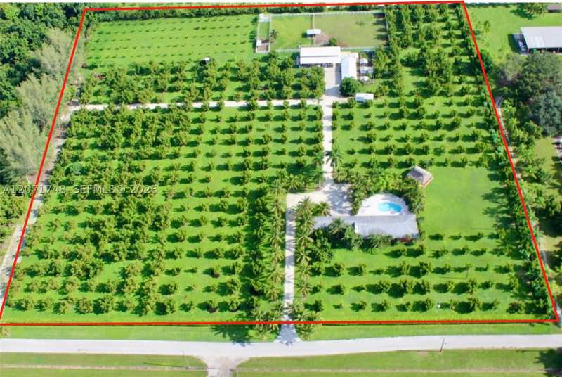 4 bedroom SingleFamilyResidence at 19345 SW 240th St, Redland, Homestead — photo 1
