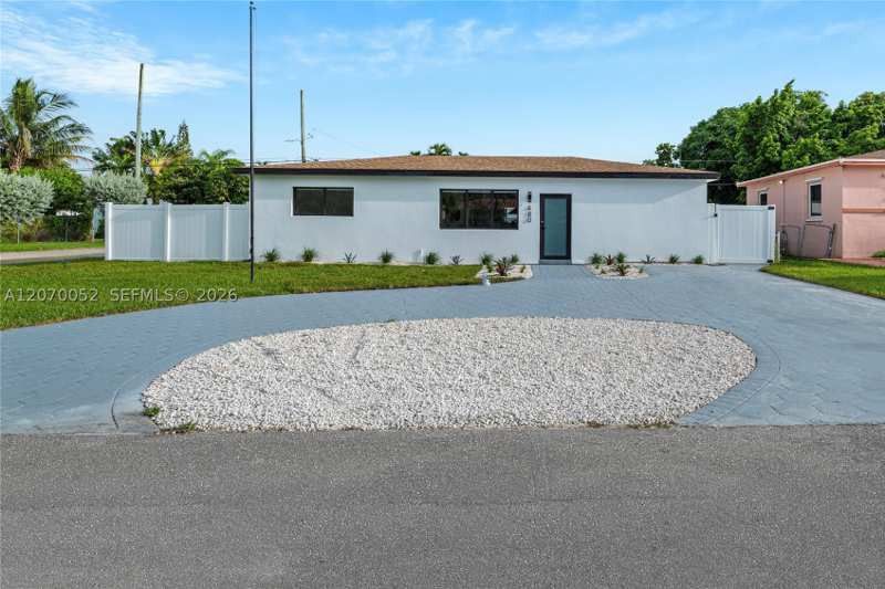 3 bedroom SingleFamilyResidence at 480 NE 109th St, Gellers Subdivision, Miami — photo 1