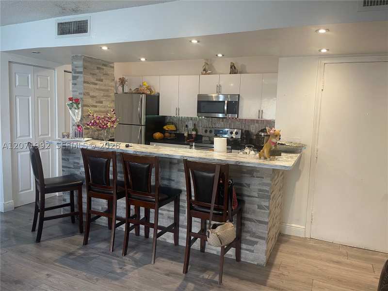 3 bedroom Condominium at 636 NW 114th Ave 102, Soleil Lake Condo, Sweetwater — photo 1