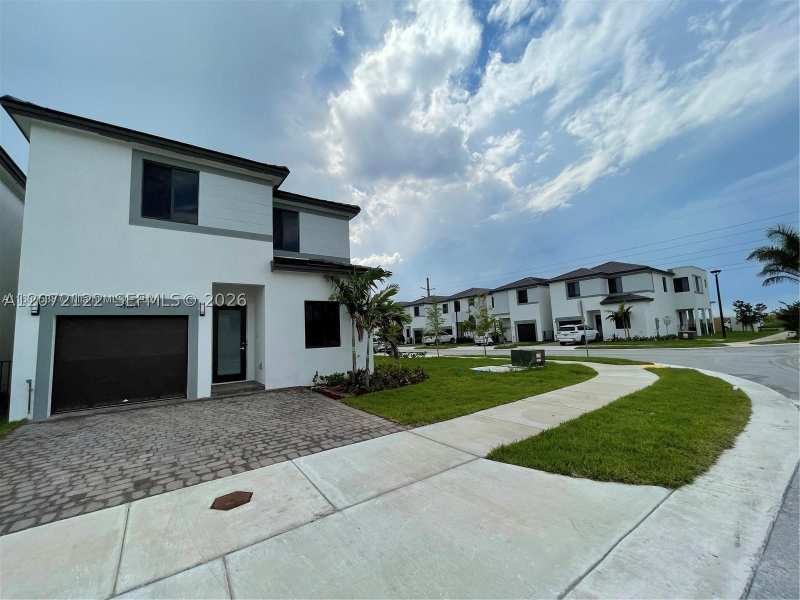 5 bedroom SingleFamilyResidence at 13624 SW 158th Ave,, Century garden South, Miami — photo 1