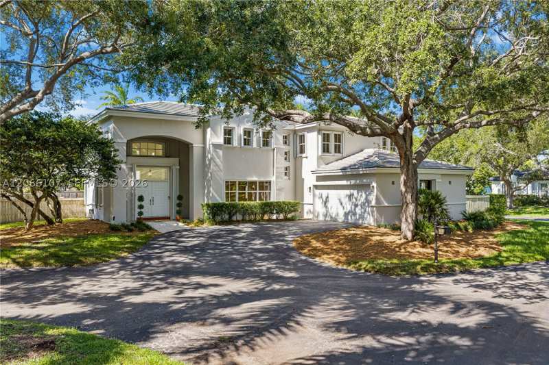 5 bedroom SingleFamilyResidence at 7605 SW 147th St, Old Cutler Creek, Palmetto Bay — photo 1