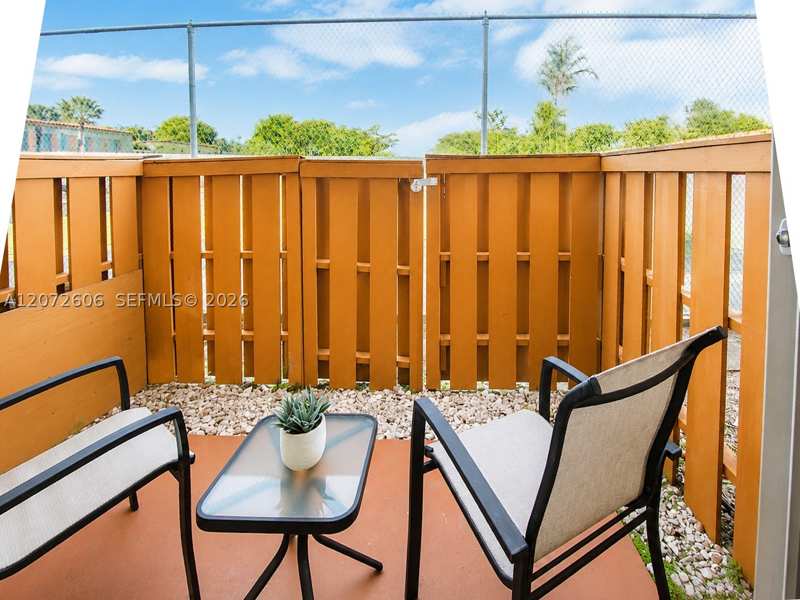 1 bedroom Condominium at 7155 Miami Lakes Dr P4, Cypress Village Condo, Miami Lakes — photo 1