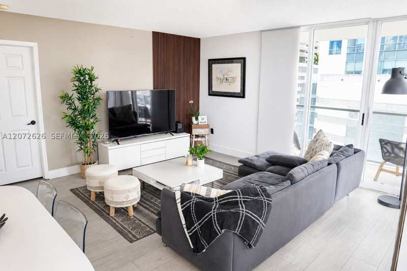 3 bedroom Condominium at 1155 Brickell Bay Dr 902, The Mark On Brickell Cond, Miami — photo 1