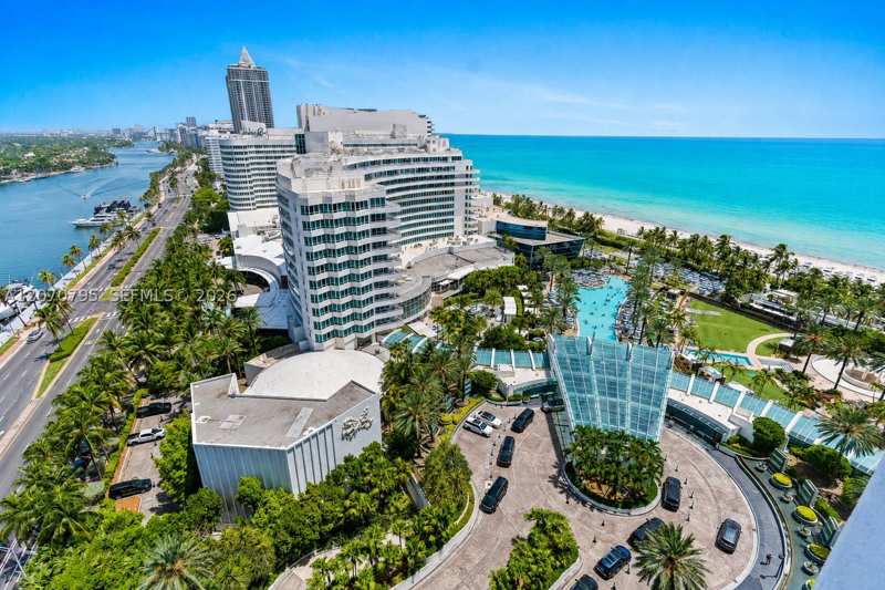 2 bedroom Condominium at 4401 Collins Ave 1915/1917, Fontainebleau II Condo, Miami Beach — photo 1