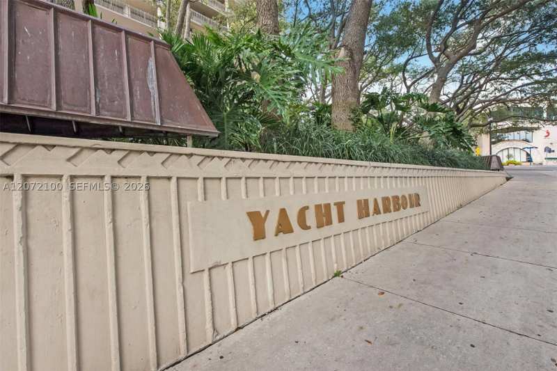 3 bedroom Condominium at 2901 S Bayshore Drive 1B, Yacht Harbour Condo, Miami — photo 1