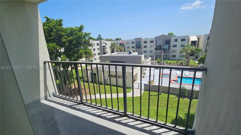 2 bedroom Condominium at 8000 SW 149th Ave A411, Peppermill Kendale Lks W, Miami — photo 1