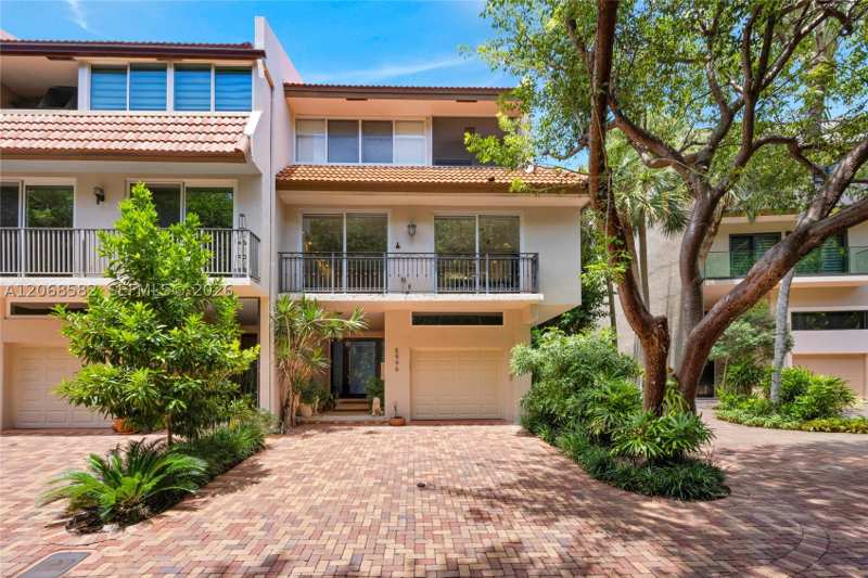 3 bedroom Townhouse at 5996 Paradise Point Dr, Royal Harbour Yacht Club, Palmetto Bay — photo 1