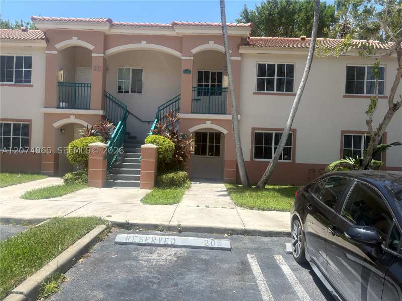2 bedroom Condominium at 2910 SE 13th Rd 105-44, Venetia Gardens South Con, Homestead — photo 1