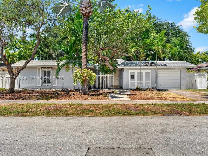 3 bedroom SingleFamilyResidence at 5710 SW 89th Ave, Darlington Manor, Miami — photo 1