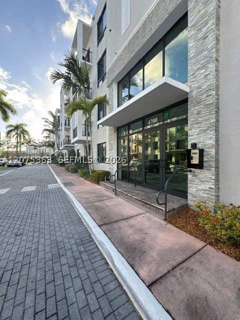 2 bedroom Condominium at 4700 NW 84th Ave 31, Urbana At The Residences, Doral — photo 1