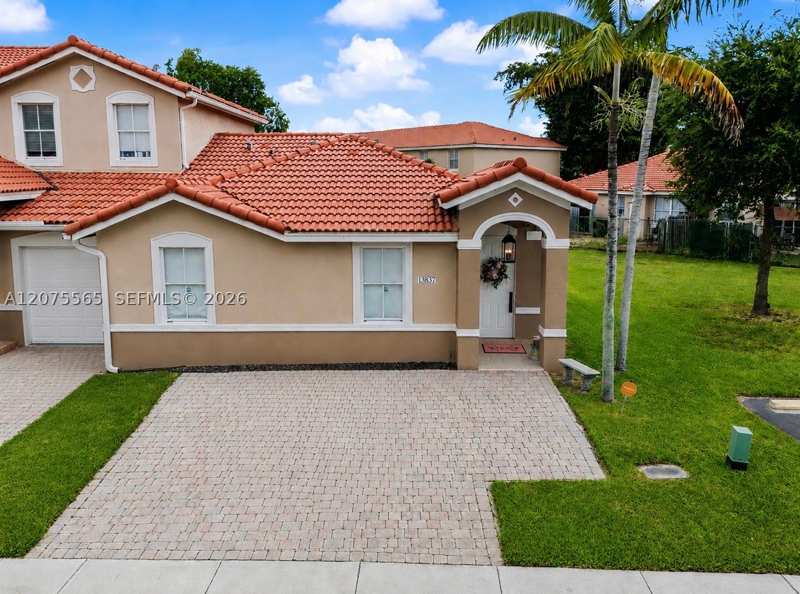 3 bedroom Townhouse at 13837 SW 273rd Ter, Riverside At Bisc Natl Pk, Homestead — photo 1