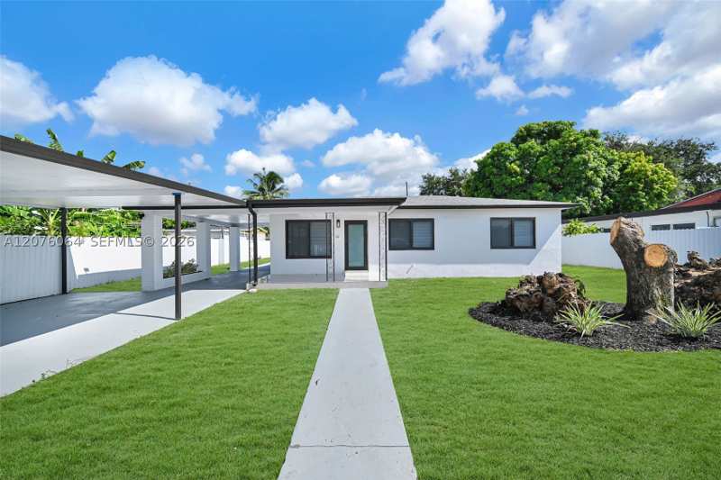 4 bedroom SingleFamilyResidence at 721 Atlantic Ave, Opa Locka Pl No 3, Opa Locka — photo 1