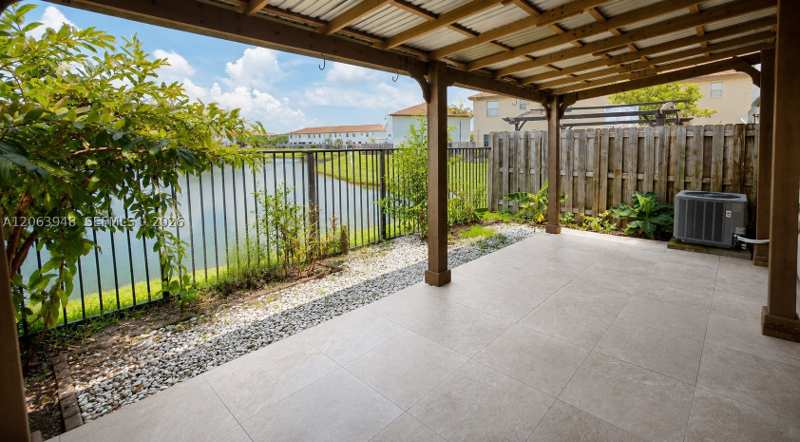 3 bedroom Townhouse at 11773 SW 238th St, Silver Palm West, Homestead — photo 1