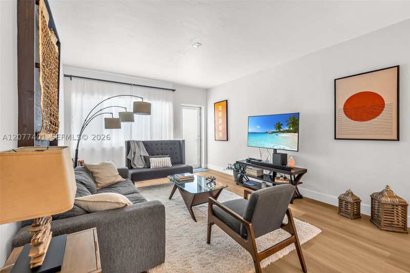 1 bedroom Condominium at 1840 James Ave 13, Sherita Condo, Miami Beach — photo 1