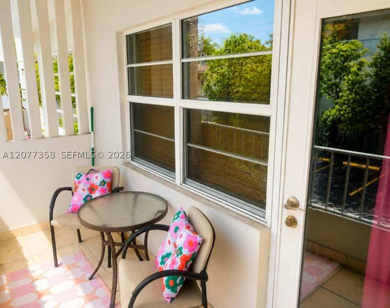 1 bedroom Condominium at 528 Meridian Ave 202A, Star Meridian Condo, Miami Beach — photo 1