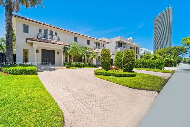 6 bedroom SingleFamilyResidence at 275 189th Ter, Golden Shores Ocean Blvd, Sunny Isles Beach — photo 1