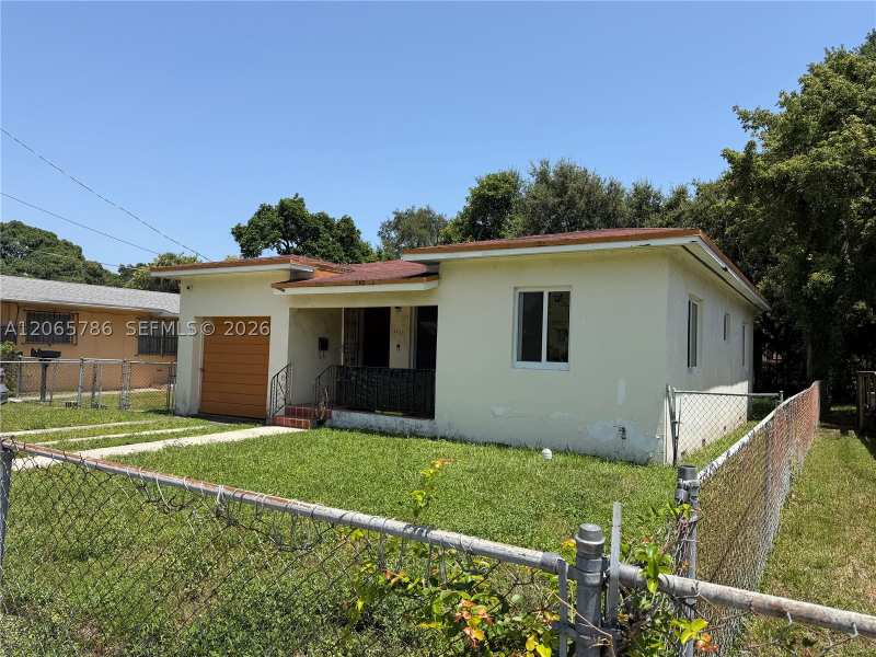 2 bedroom SingleFamilyResidence at 5525 NW 5th Ct, Buena Vista Gardens, Miami — photo 1