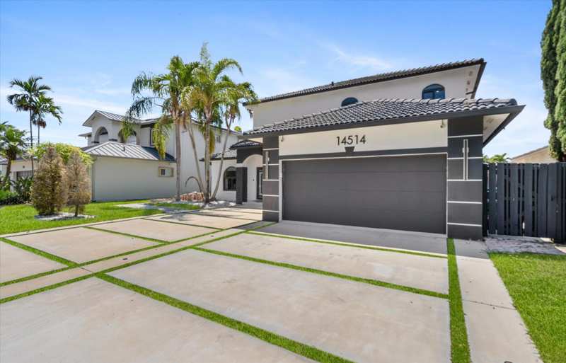 4 bedroom SingleFamilyResidence at 14514 SW 161st Court, Roseway Sub, Miami — photo 1