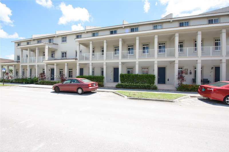 3 bedroom Townhouse at 27533 SW 139th Psge, Mandarin Lakes, Homestead — photo 1