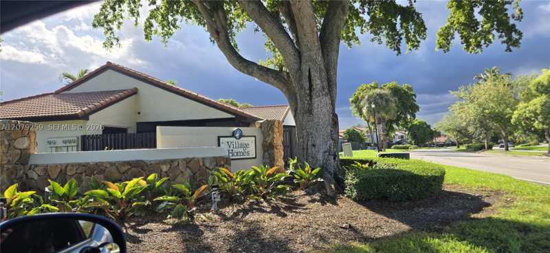 2 bedroom Condominium at 4825 SW 149th Ct 18B, Lakes Meadow Vilg Homes C, Miami — photo 1