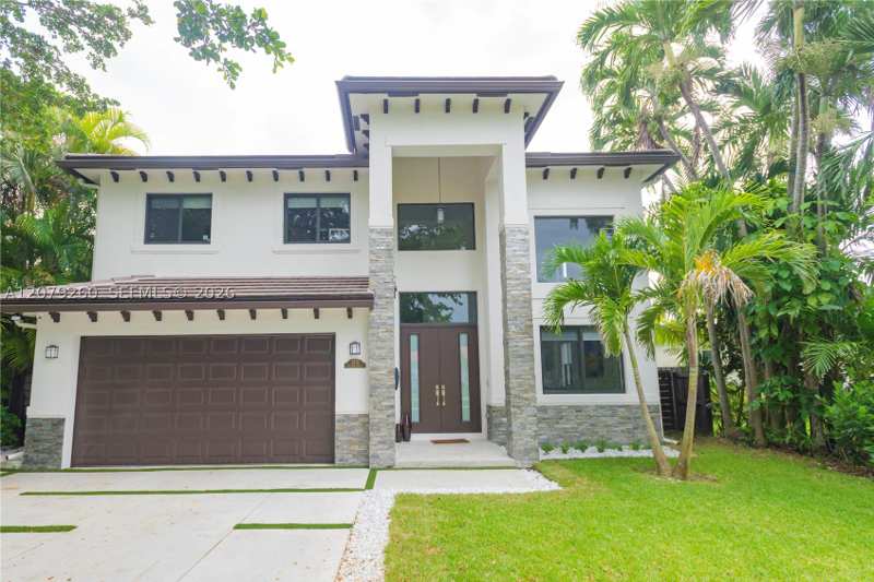 4 bedroom SingleFamilyResidence at 5778 SW 33rd St, Schenley Park, Miami — photo 1