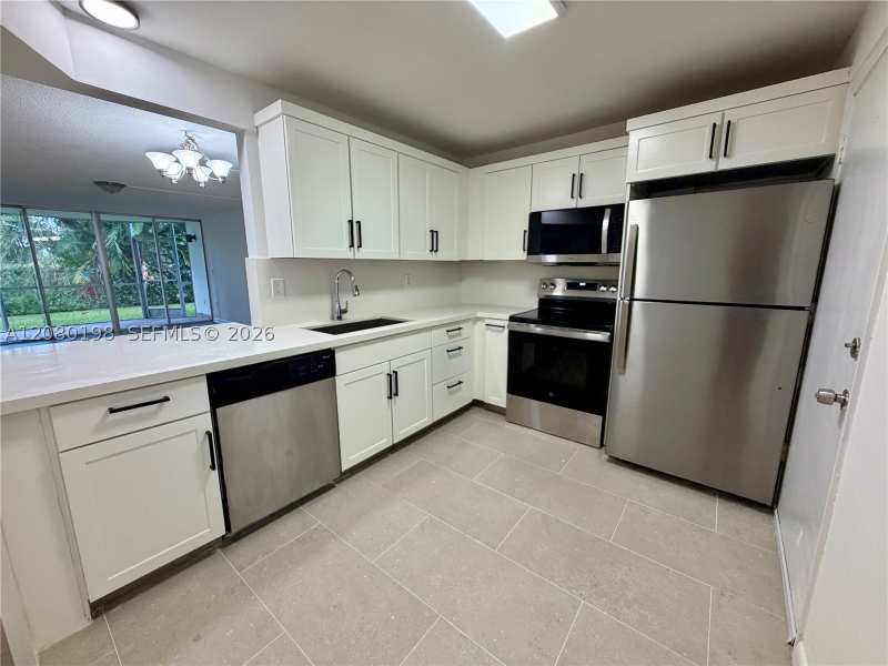 2 bedroom Condominium at 1101 NE 191st St H101, Rolling Green Condo H, Miami — photo 1
