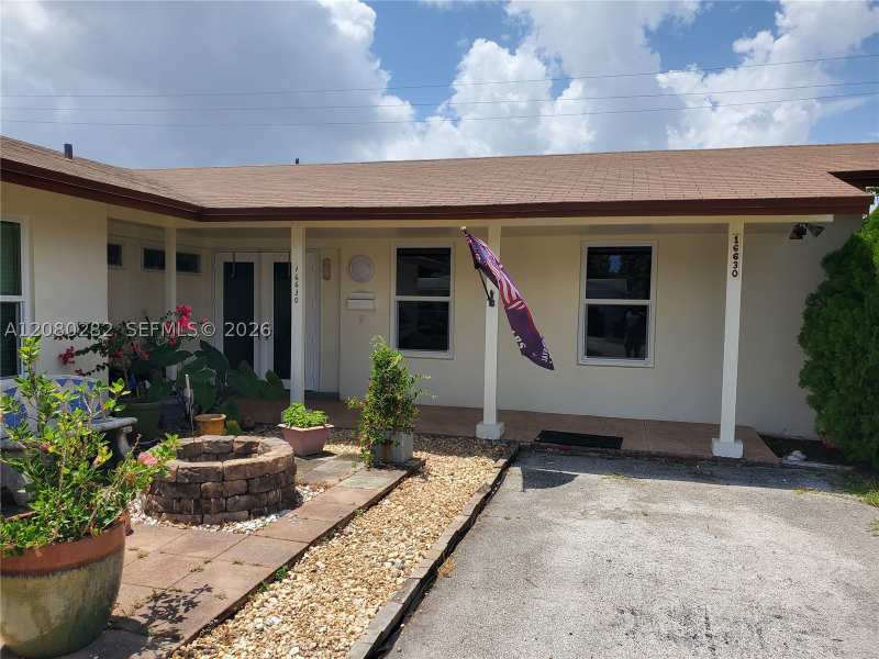 4 bedroom SingleFamilyResidence at 16630 SW 102nd Pl, Samson Highlands, Miami — photo 1
