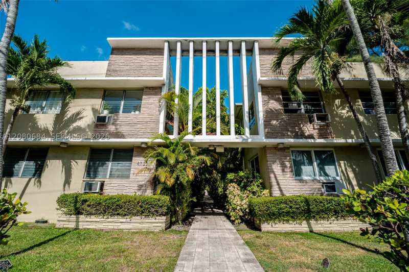 1 bedroom Condominium at 4730 Pine Tree Dr 17, Lake View Sub Amd, Miami Beach — photo 1