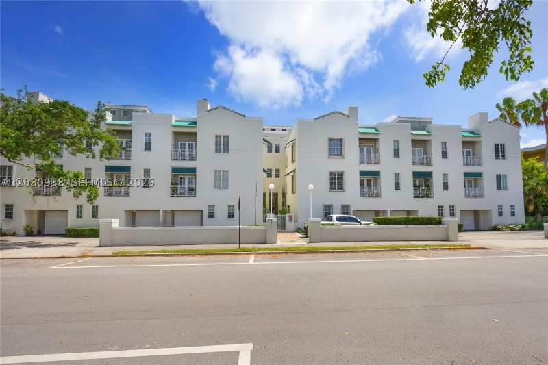 3 bedroom Townhouse at 5801 SW 74th Ter 3, The Fountains Of So Miami, South Miami — photo 1