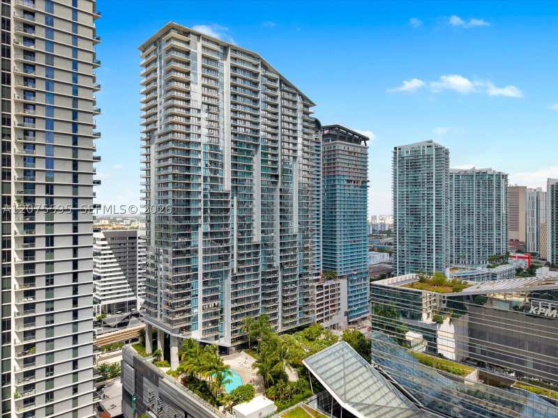 2 bedroom Condominium at 88 SW 7th St 2204, Rise Condo, Miami — photo 1