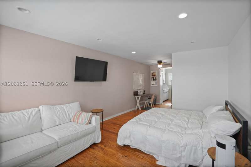 0 bedroom StockCooperative at 200 76th St 56, Ocean Shore Co-Op Apts In, Miami Beach — photo 1