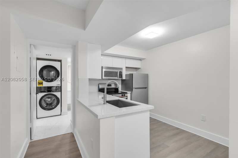 1 bedroom Condominium at 15495 Miami Lakeway N 101, Celebration Point Condo #, Miami Lakes — photo 1
