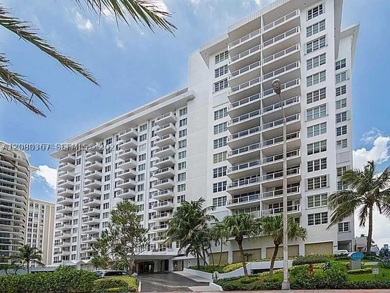 1 bedroom Condominium at 5700 Collins Ave 8M, Seacoast 5700 Condo, Miami Beach — photo 1