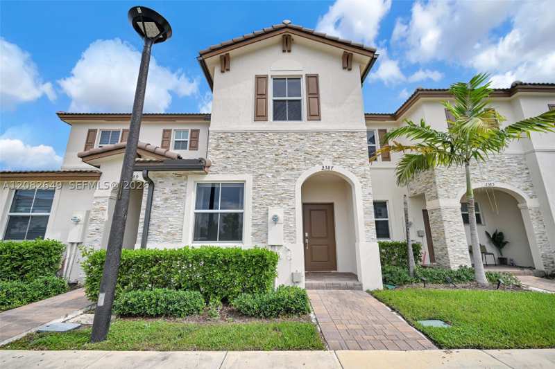 3 bedroom Townhouse at 2387 NW 122nd Ter, Golf Park Sec 1, Miami — photo 1