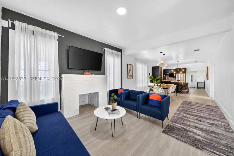 5 bedroom SingleFamilyResidence at 473 NE 61st St, Lemon City Whites, Miami — photo 1