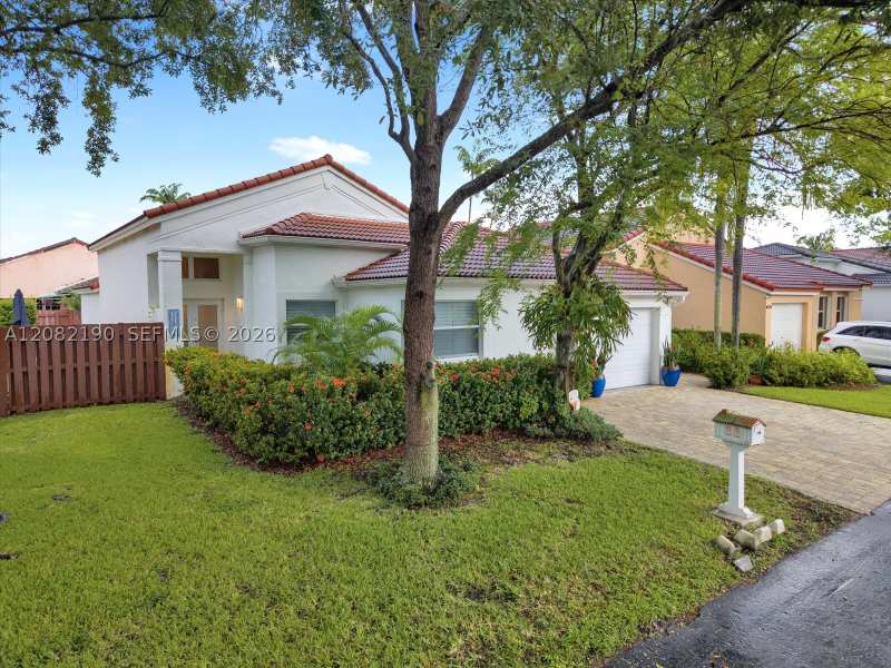 3 bedroom SingleFamilyResidence at 11837 SW 93rd Ter, Poinciana At Kendall 1st, Miami — photo 1