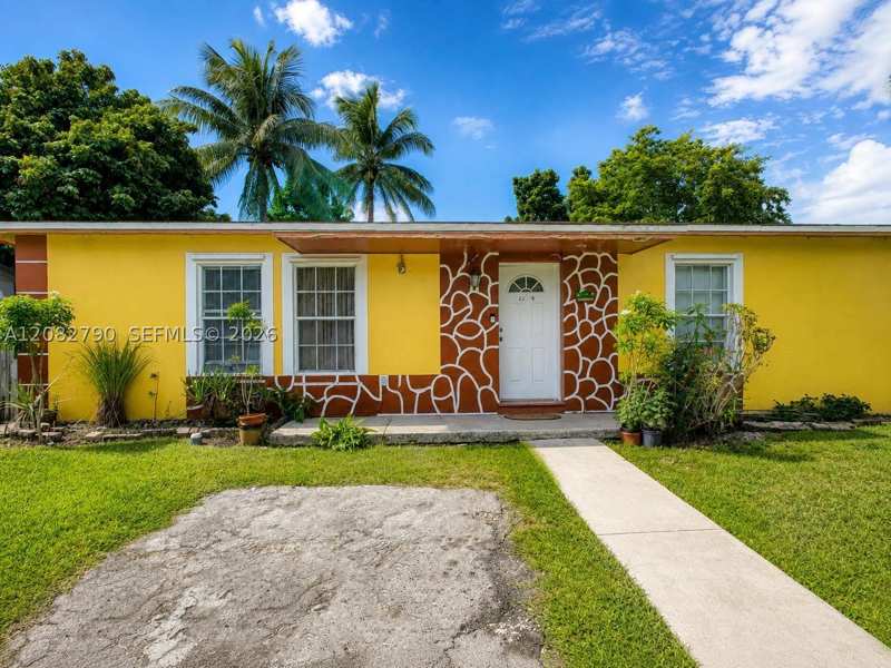 4 bedroom SingleFamilyResidence at 15724 SW 304th Ter, Knollwood Manor, Homestead — photo 1