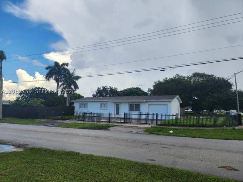 4 bedroom SingleFamilyResidence at 771 NW 15th St, King Robert, Homestead — photo 1