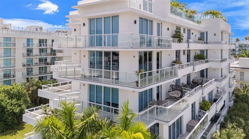 2 bedroom Condominium at 1170 101st St 601, Bay Harbour Island, Bay Harbor Islands — photo 1