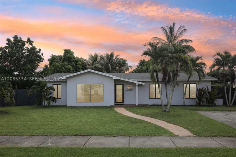 3 bedroom SingleFamilyResidence at 10451 SW 125th Ave, Devon-Aire Estates Sec 3, Miami — photo 1