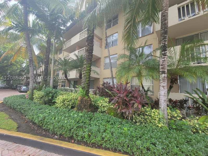 1 bedroom Condominium at 1800 Sans Souci Blvd 115, Bayview Palms Condo, North Miami — photo 1