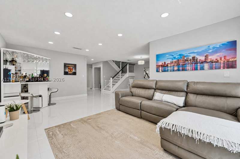 3 bedroom Townhouse at 14265 SW 97th Ter, La Jolla West, Miami — photo 1