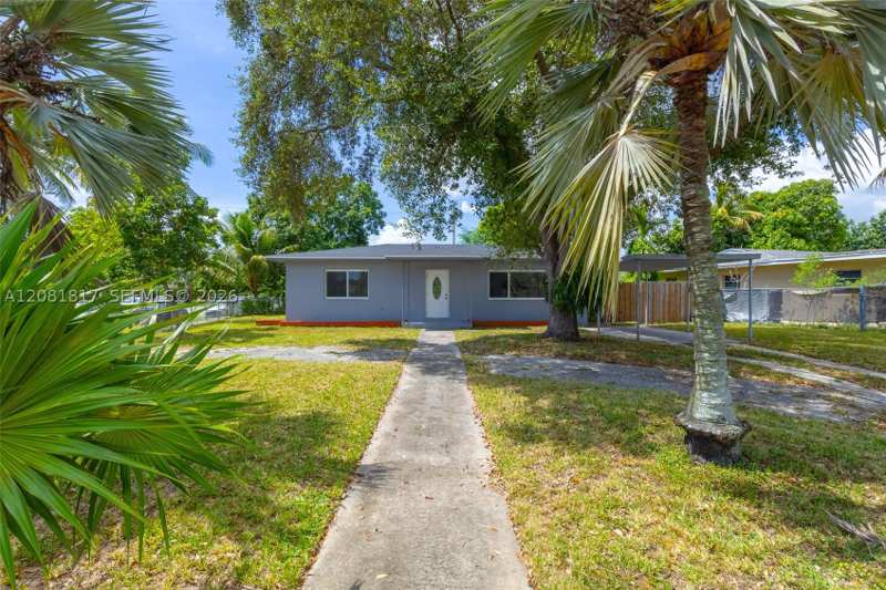 2 bedroom SingleFamilyResidence at 950 NE 164th St, Carl Byoir, North Miami Beach — photo 1