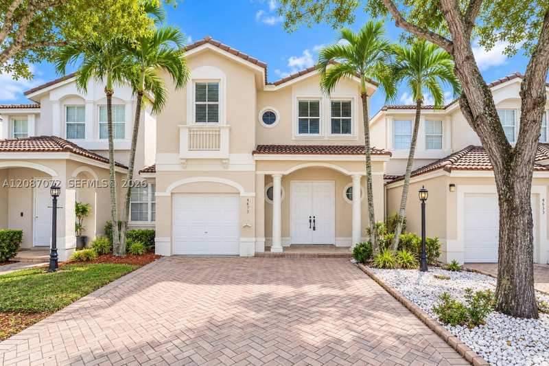 3 bedroom Townhouse at 4873 NW 107th Path, Savannah At Doral, Doral — photo 1
