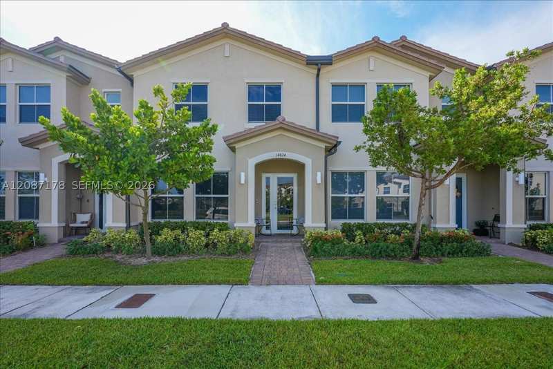 3 bedroom Townhouse at 14824 SW 265th St, Harmony Parc, Homestead — photo 1