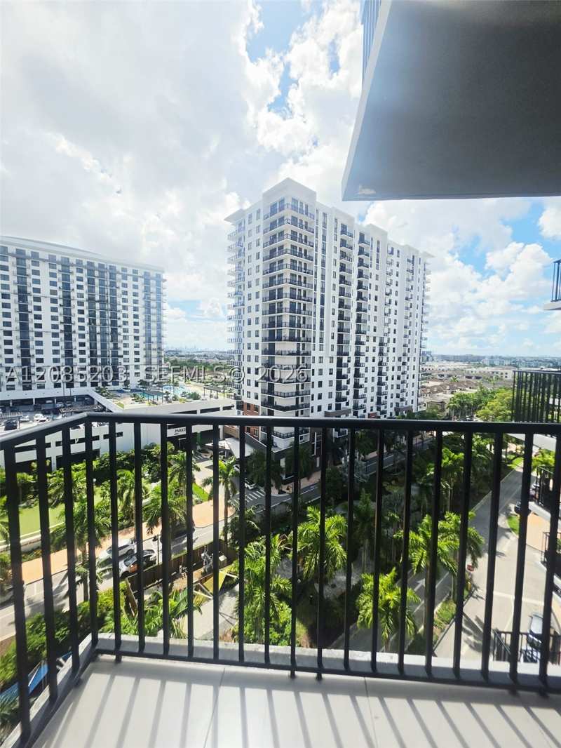 2 bedroom Condominium at 5252 NW 85th Ave 809, 5252 Paseo Condo, Doral — photo 1