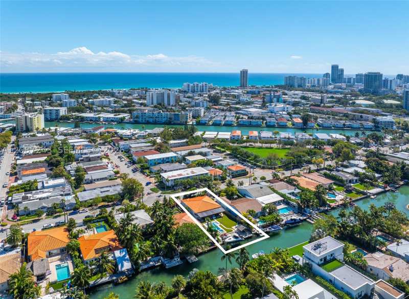 4 bedroom SingleFamilyResidence at 7940 Hawthorne Ave, Biscayne Point, Miami Beach — photo 1