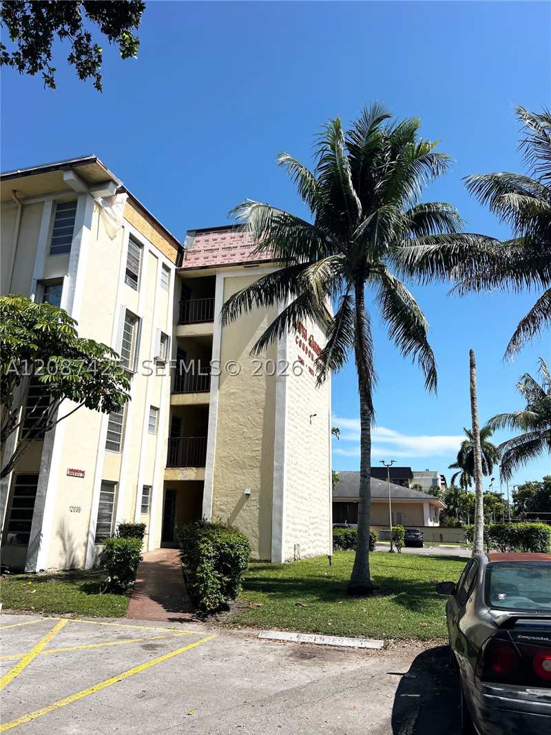 2 bedroom Condominium at 12035 NE 2nd Ave A302, Capri Gardens Condo, North Miami — photo 1
