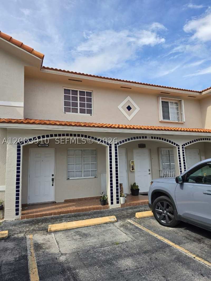 2 bedroom Condominium at 10101 W Okeechobee Rd 10-202, Silver Gardens Villas Con, Hialeah Gardens — photo 1